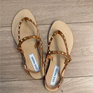 Steve Madden Brown Pyramid Stud T-Strap Sandals